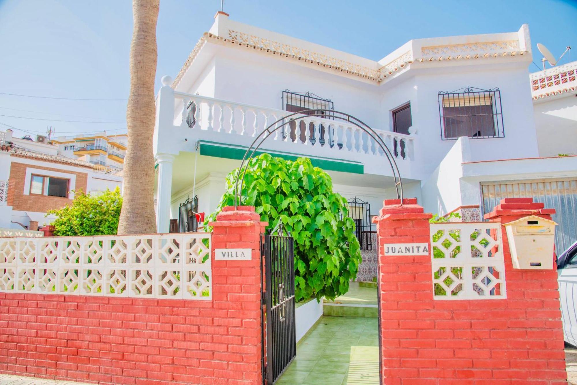 Villa Torrecilla En El Centro De Nerja - South Costa Экстерьер фото