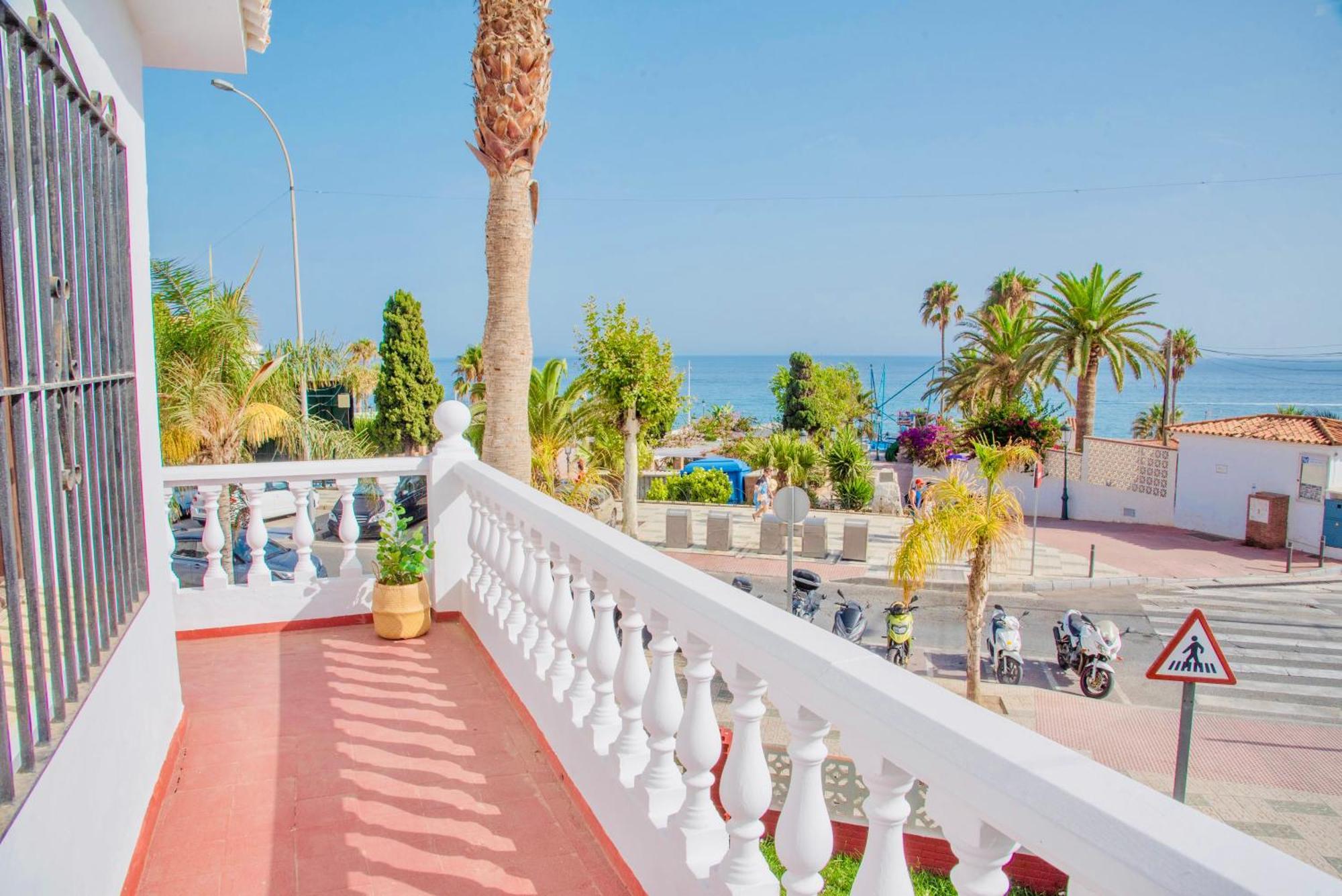 Villa Torrecilla En El Centro De Nerja - South Costa Экстерьер фото